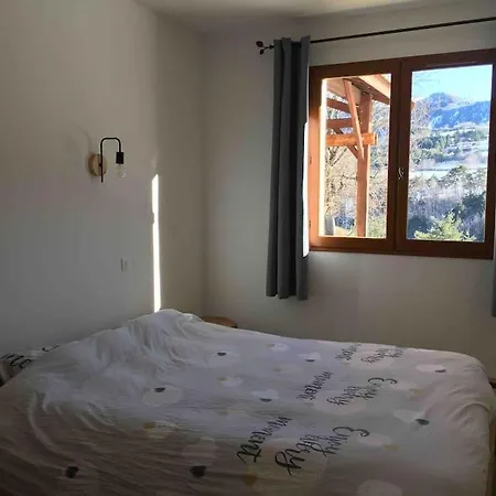 « le Faucon Pelerin » Vue Magnifique Au Calme * Le Lautaret